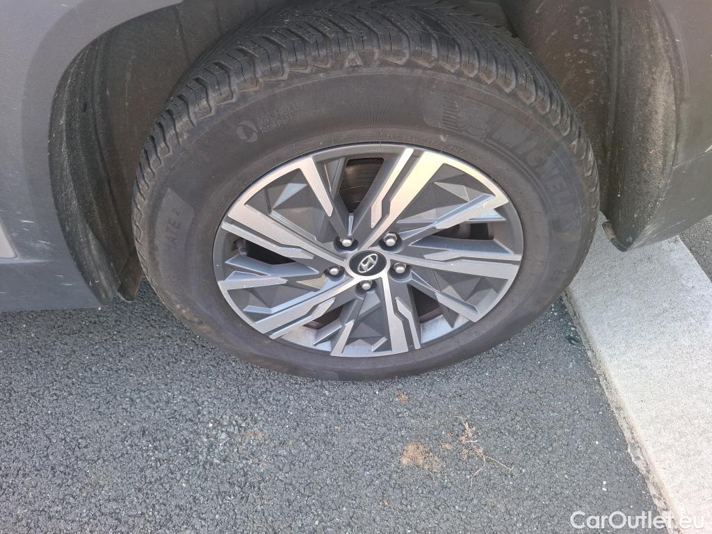  Hyundai  Tucson HYUNDAI  / 2020 / 5P / SUV 1.6 HYBRID 230 CREATIVE #58