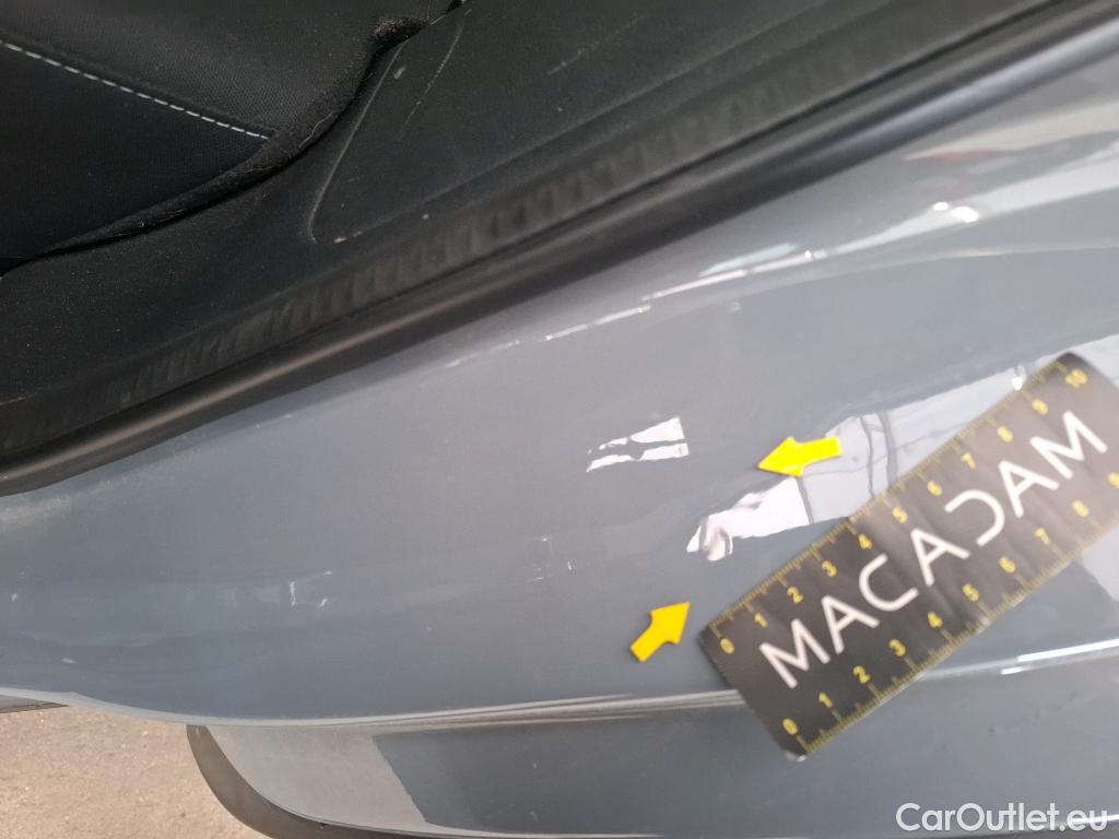  Nissan  Qashqai NISSAN  / 2021 / 5P / Crossover 1.3 MHEV 140 Business Edition #23