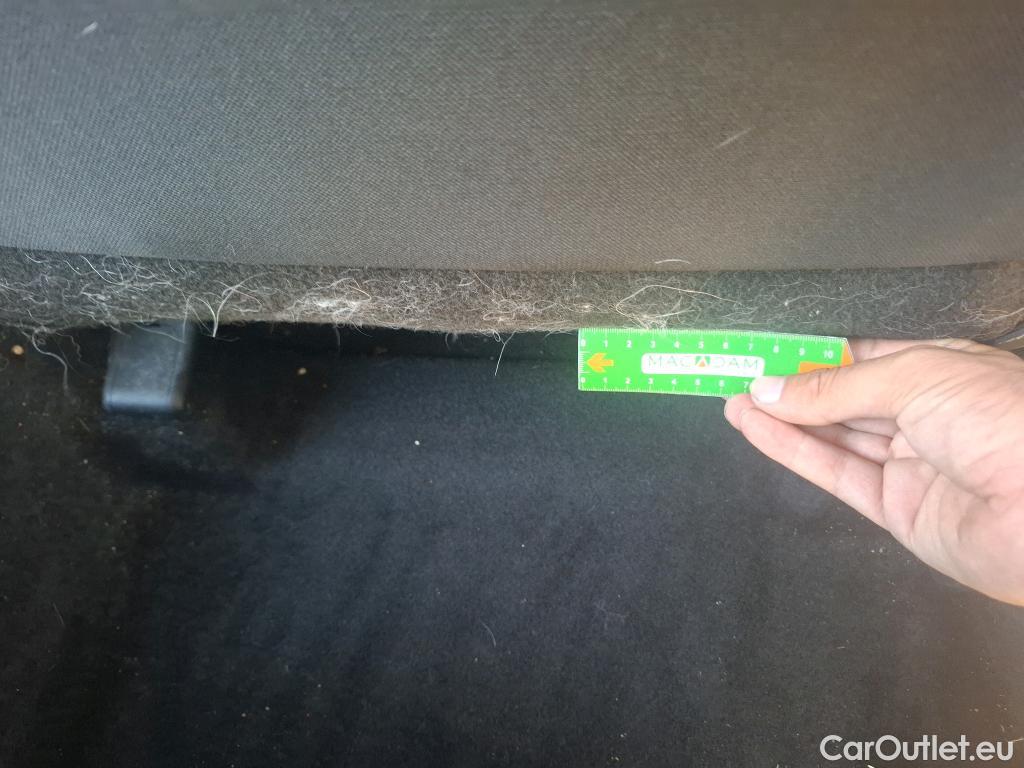  Hyundai  Tucson HYUNDAI  / 2020 / 5P / SUV 1.6 HYBRID 230 CREATIVE #93