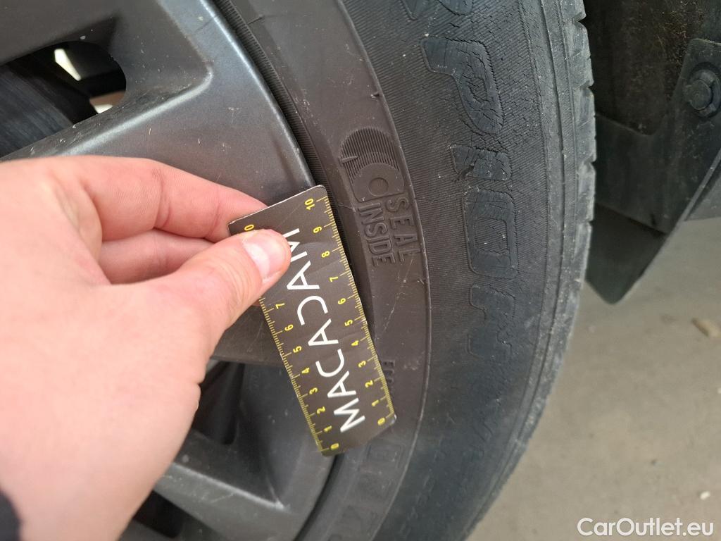  Nissan  Qashqai NISSAN  / 2021 / 5P / Crossover 1.3 MHEV 140 Business Edition #15