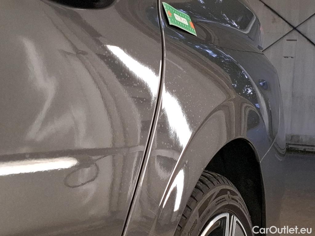 Peugeot  308 PEUGEOT  SW / 2021 / 5P / Break BlueHDi 130 EAT 8 GT #18