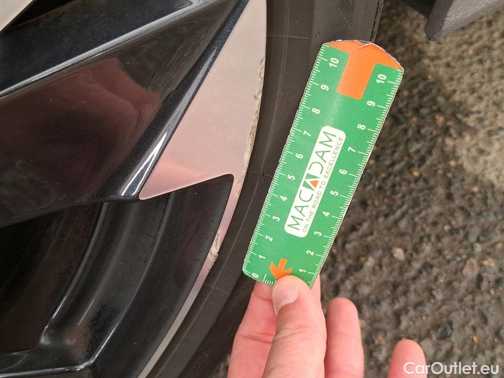  Peugeot  308 PEUGEOT  SW / 2021 / 5P / Break BlueHDi 130 EAT8 ALLURE PACK #15