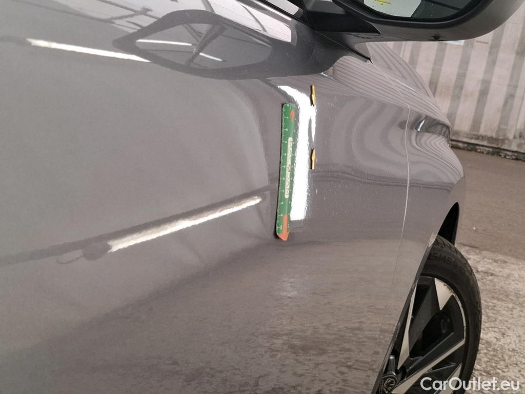  Peugeot  308 PEUGEOT  SW / 2021 / 5P / Break BlueHDi 130 EAT8 ALLURE PACK #41