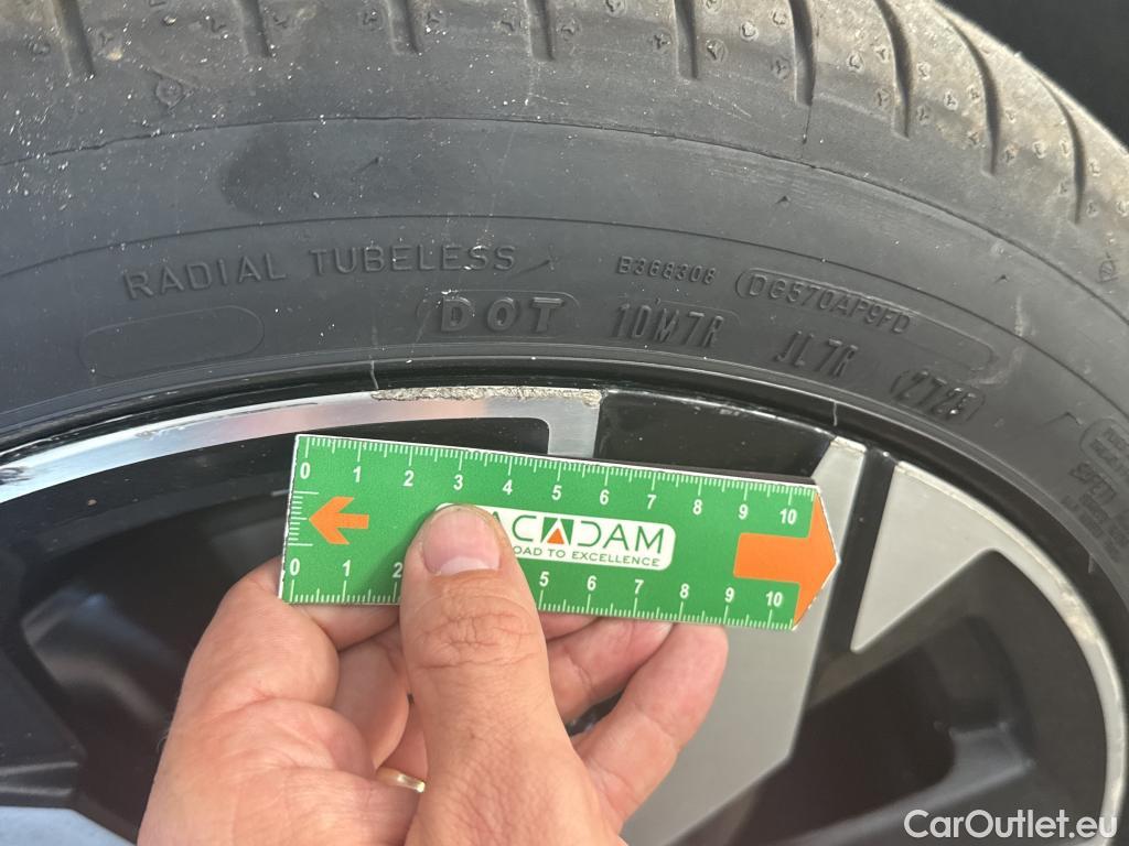  Peugeot  308 PEUGEOT  SW / 2021 / 5P / Break BlueHDi 130 EAT8 ALLURE #21