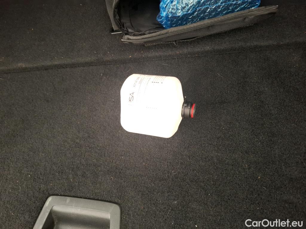  Peugeot  308 PEUGEOT  SW / 2021 / 5P / Break BlueHDi 130 EAT8 ALLURE PACK #44