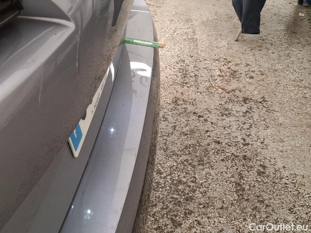  Peugeot  308 PEUGEOT  SW / 2021 / 5P / Break BlueHDi 130 EAT8 ALLURE PACK #25