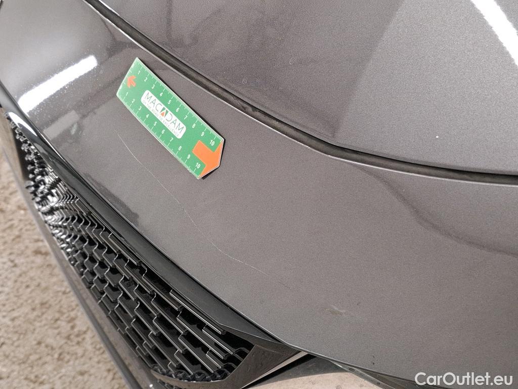 Peugeot  308 PEUGEOT  SW / 2021 / 5P / Break BlueHDi 130 EAT 8 GT #32