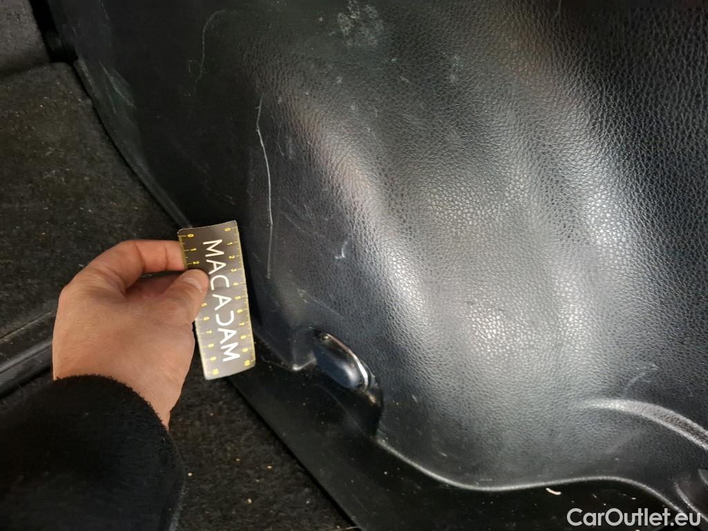  Toyota  RAV4 TOYOTA  Hybride 5p SUV AWD Dynamic Edition #8