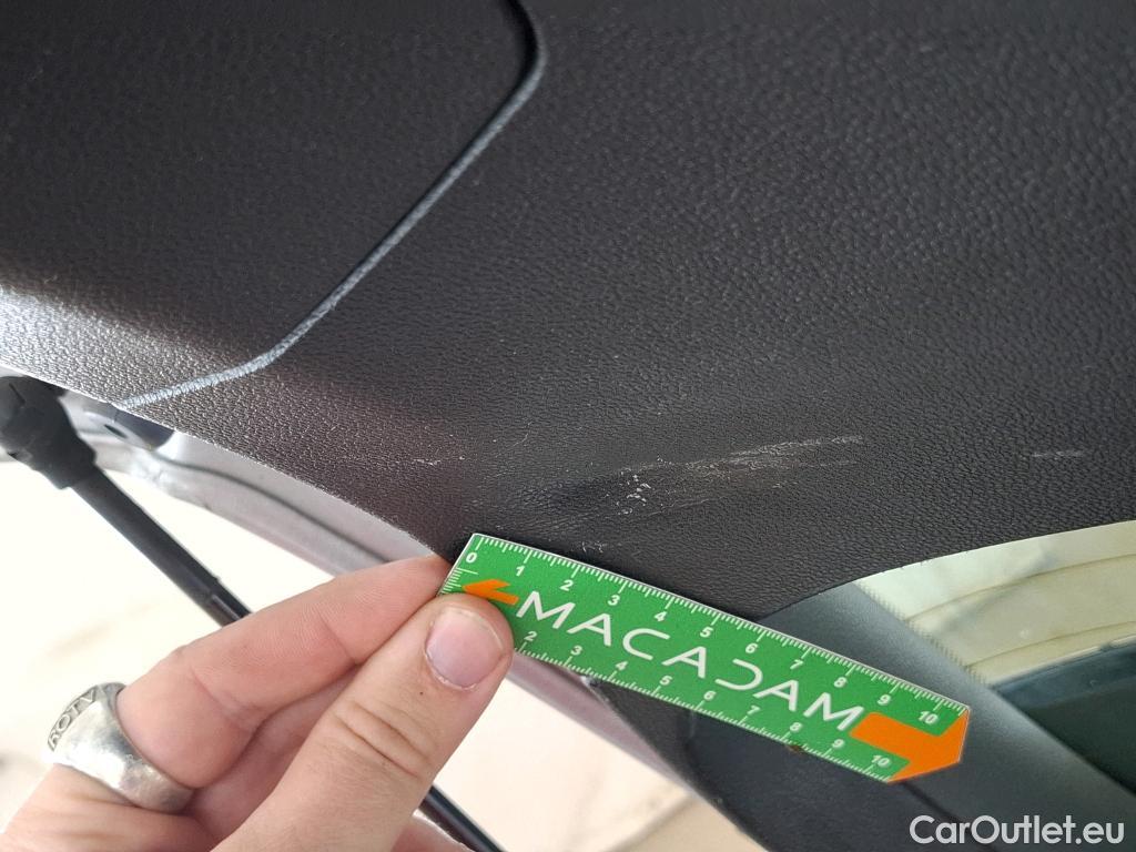  Volkswagen  Golf  VOLKSWAGEN / 2020 / 5P / Berline 2.0 TDI SCR 115 DSG7 Life Busi #9