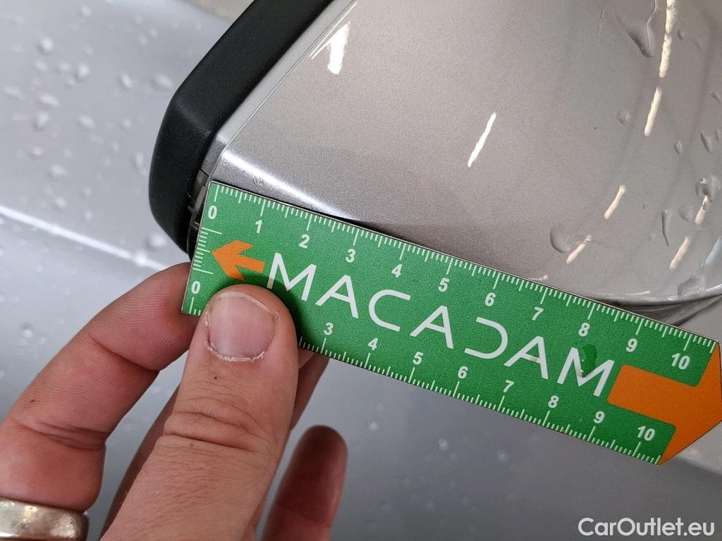  Volkswagen  Golf  VOLKSWAGEN / 2020 / 5P / Berline 2.0 TDI SCR 115 DSG7 Life Busi #35