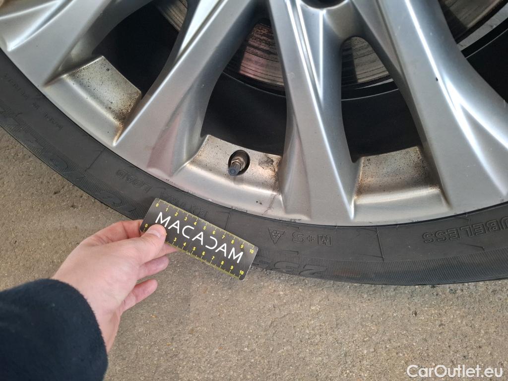  Toyota  RAV4 TOYOTA  Hybride 5p SUV AWD Dynamic Edition #34