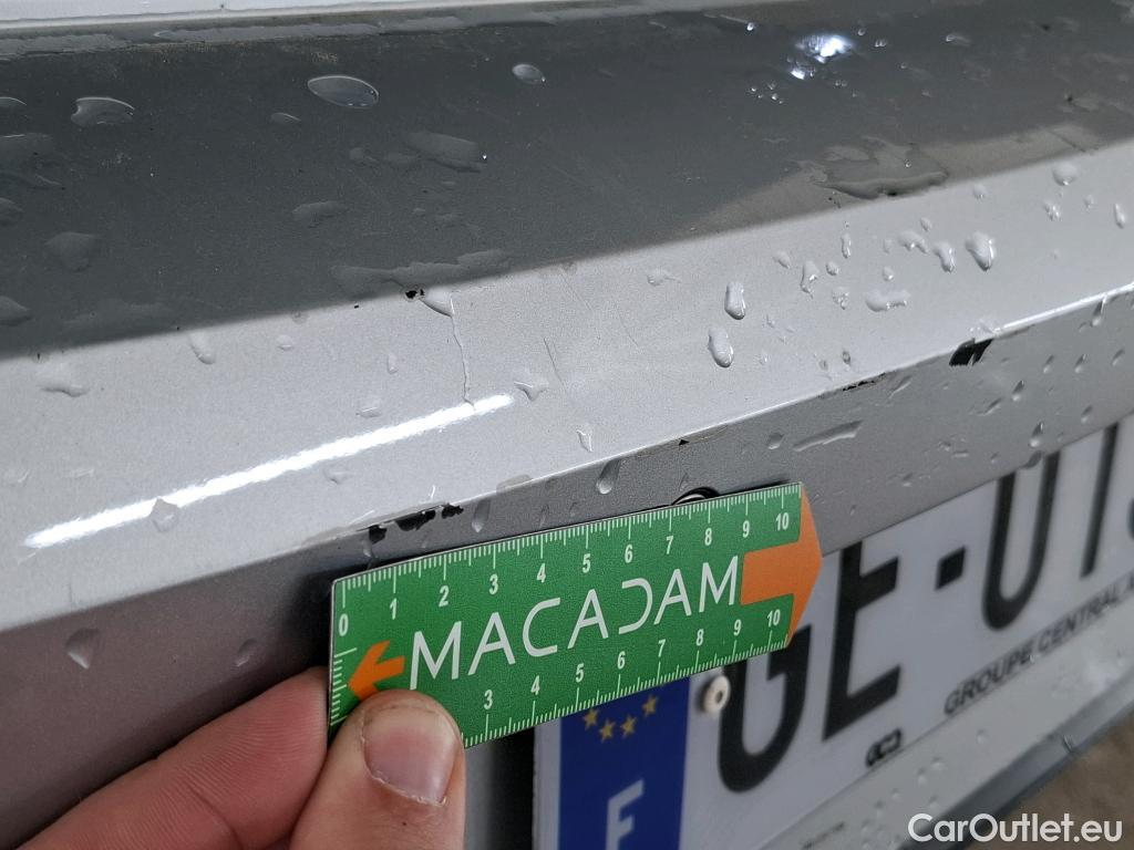  Volkswagen  Golf  VOLKSWAGEN / 2020 / 5P / Berline 2.0 TDI SCR 115 DSG7 Life Busi #2