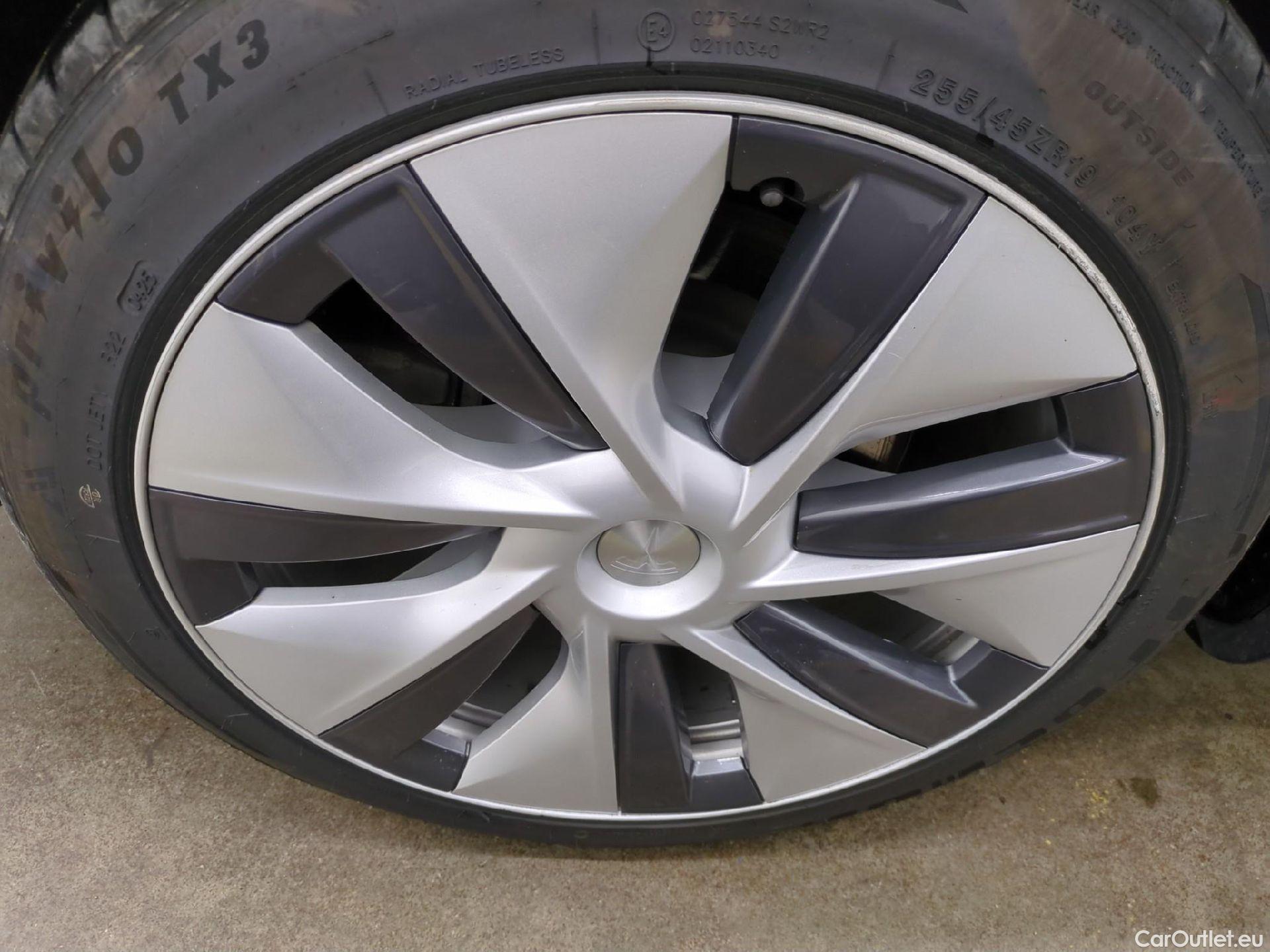 Tesla  Model Y TESLA  / 2020 / 5P / SUV Grand Autonomie Dual Motor AWD #7