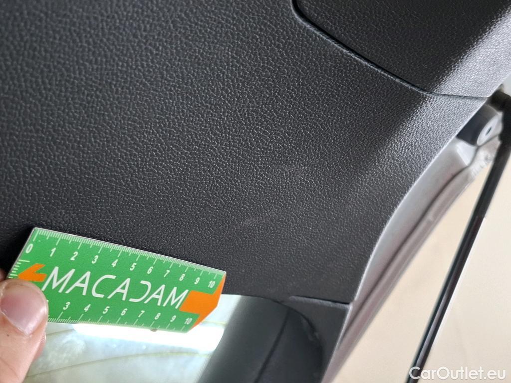  Volkswagen  Golf  VOLKSWAGEN / 2020 / 5P / Berline 2.0 TDI SCR 115 DSG7 Life Busi #10