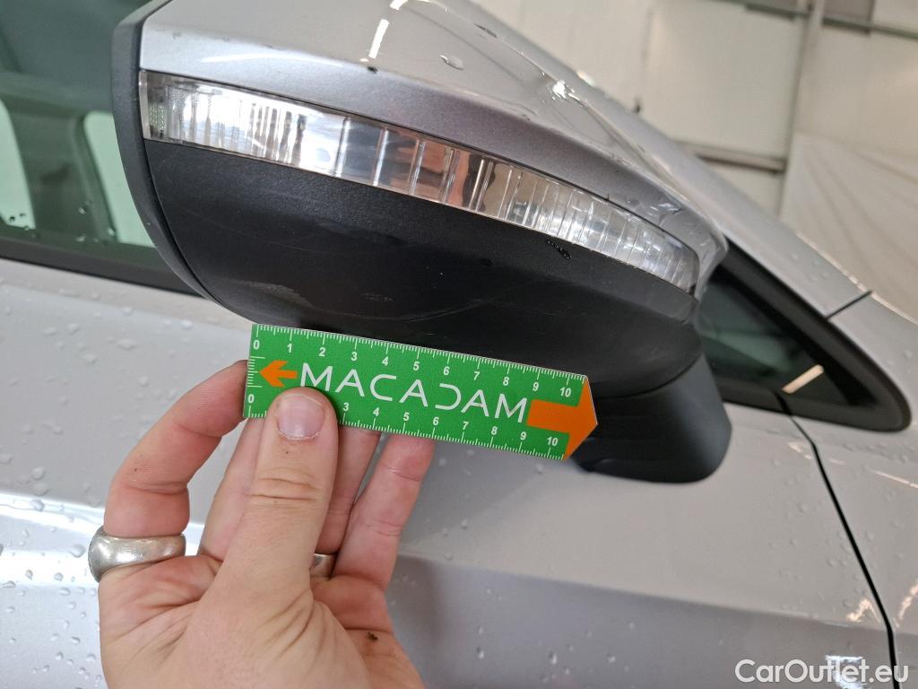  Volkswagen  Golf  VOLKSWAGEN / 2020 / 5P / Berline 2.0 TDI SCR 115 DSG7 Life Busi #39