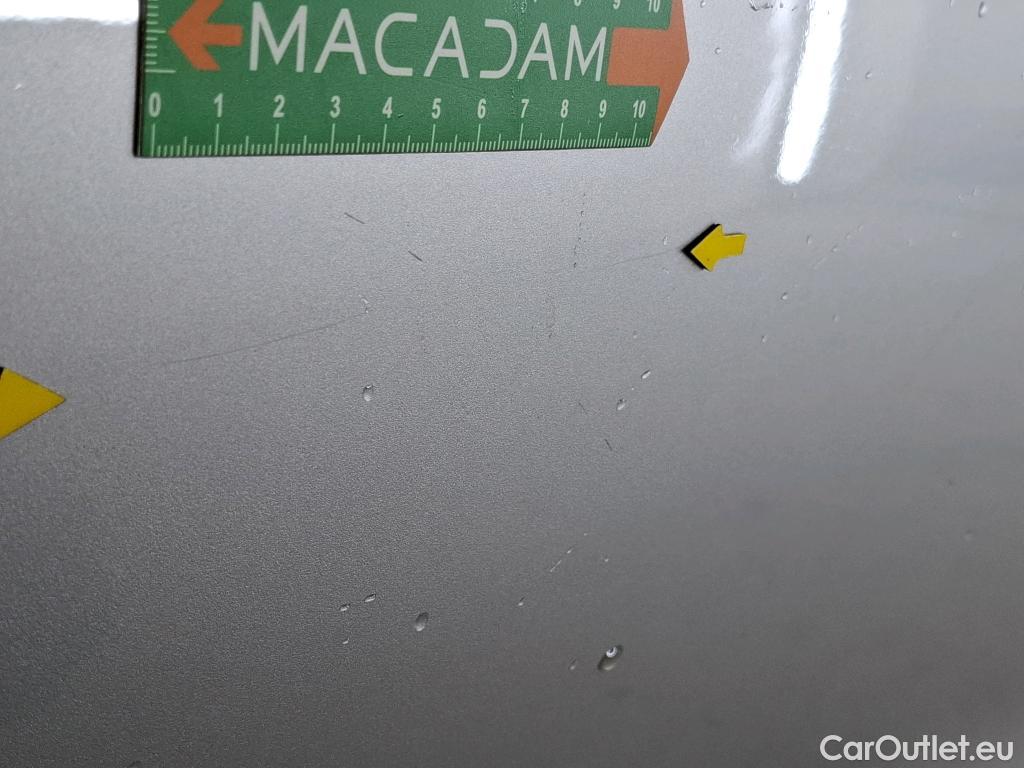  Volkswagen  Golf  VOLKSWAGEN / 2020 / 5P / Berline 2.0 TDI SCR 115 DSG7 Life Busi #31