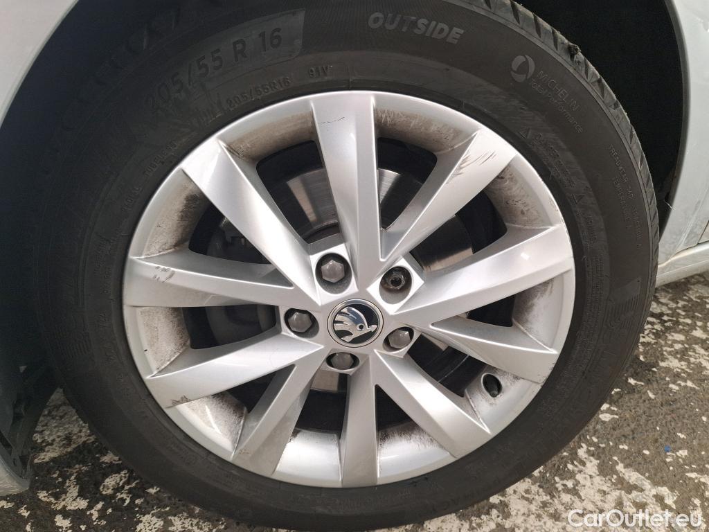  Skoda  Octavia  Combi Business 1.0 TSI 115CV BVM6 E6 #16
