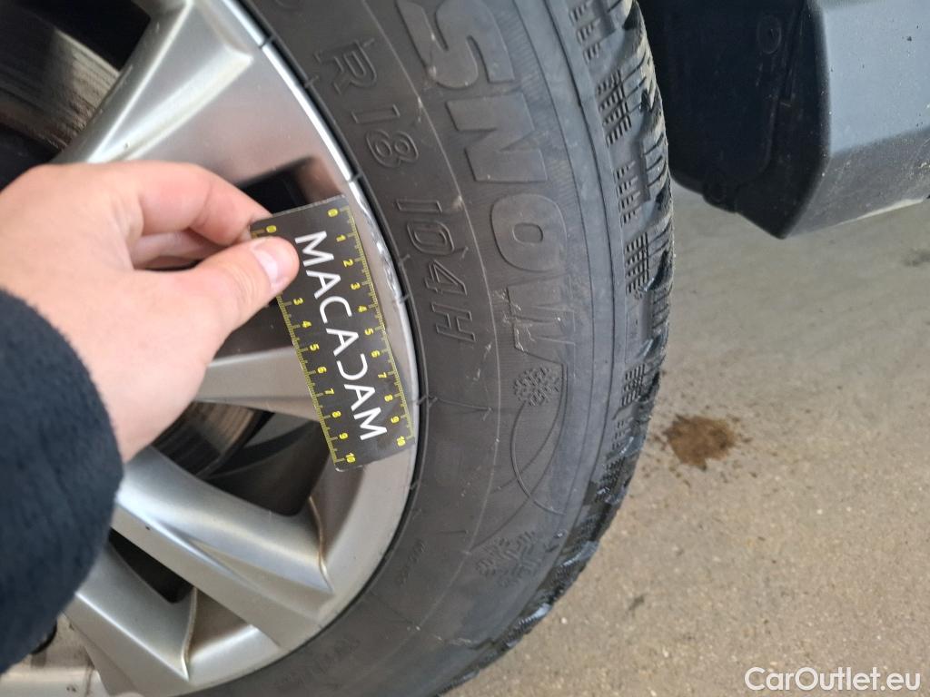  Toyota  RAV4 TOYOTA  Hybride 5p SUV AWD Dynamic Edition #33