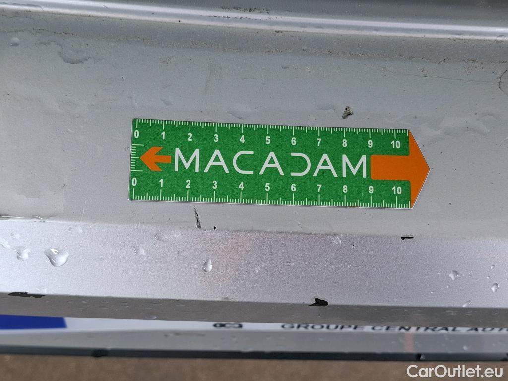  Volkswagen  Golf  VOLKSWAGEN / 2020 / 5P / Berline 2.0 TDI SCR 115 DSG7 Life Busi #6