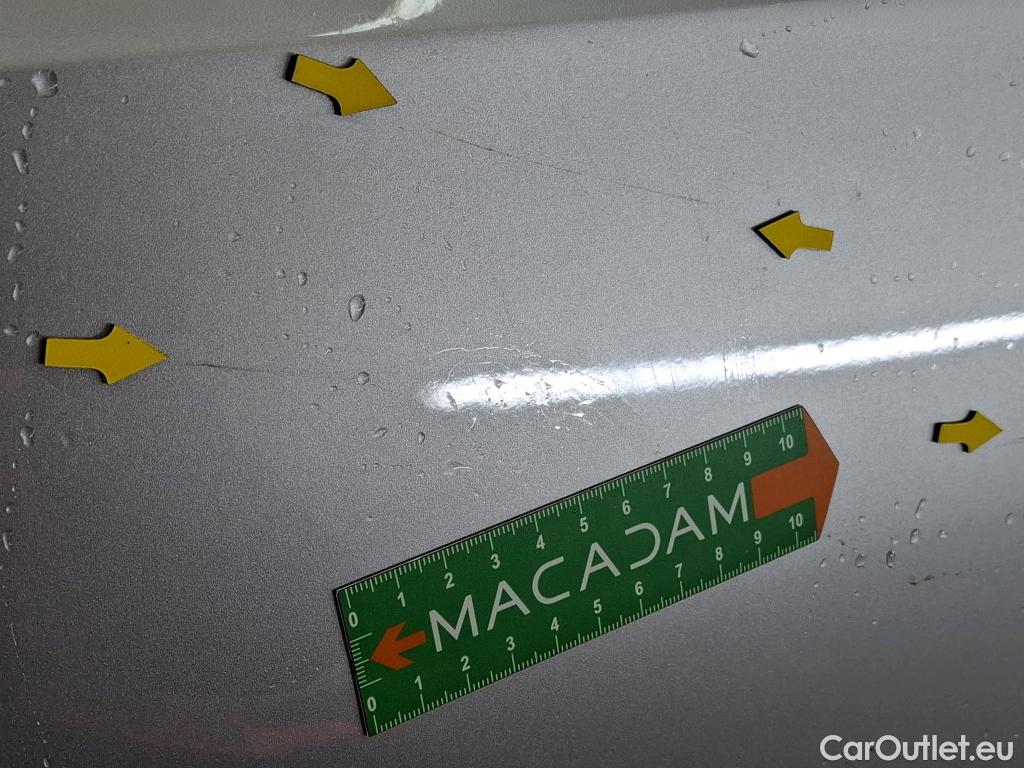  Volkswagen  Golf  VOLKSWAGEN / 2020 / 5P / Berline 2.0 TDI SCR 115 DSG7 Life Busi #30