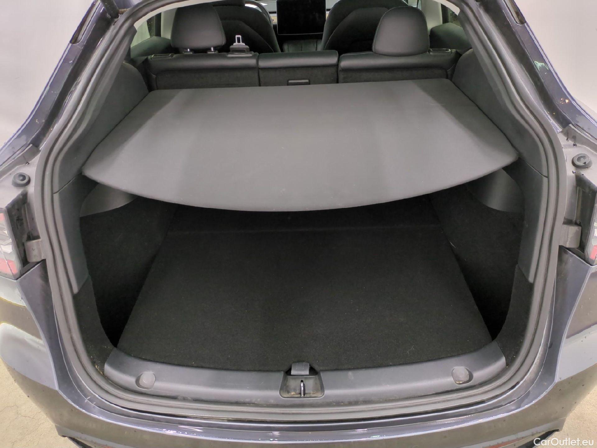 Tesla  Model Y TESLA  / 2020 / 5P / SUV Grand Autonomie Dual Motor AWD #12