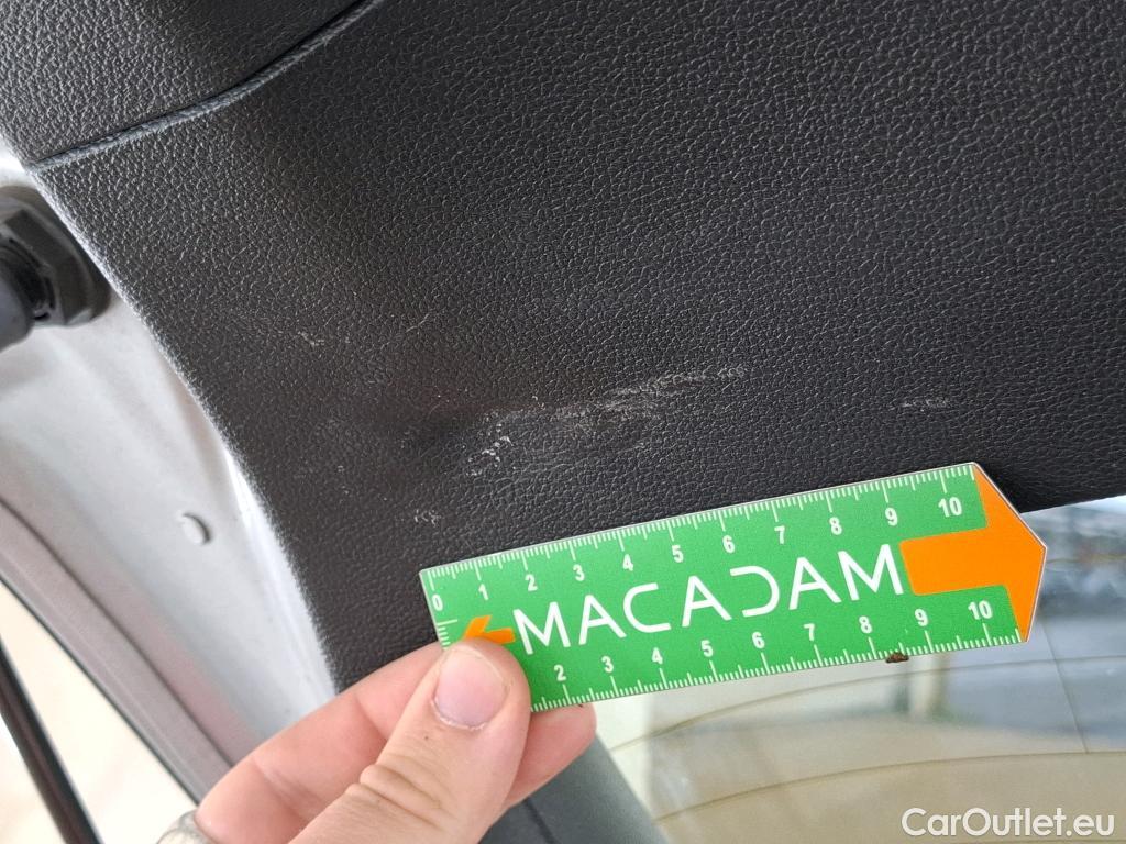  Volkswagen  Golf  VOLKSWAGEN / 2020 / 5P / Berline 2.0 TDI SCR 115 DSG7 Life Busi #8