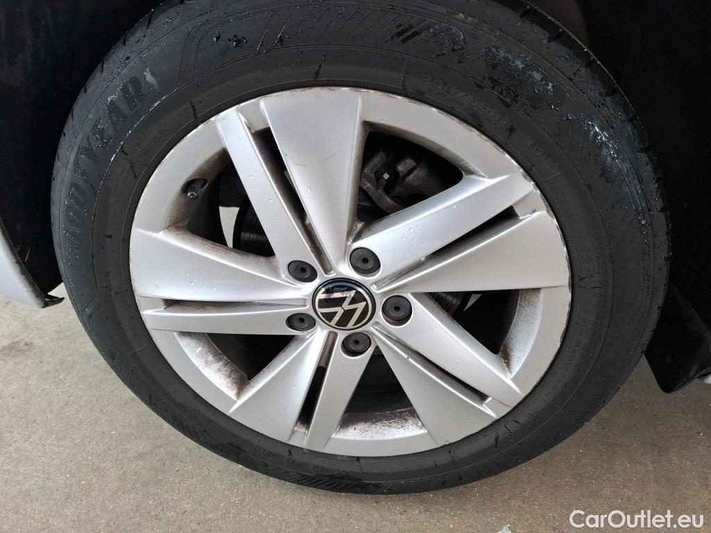  Volkswagen  Golf  VOLKSWAGEN / 2020 / 5P / Berline 2.0 TDI SCR 115 DSG7 Life Busi #11