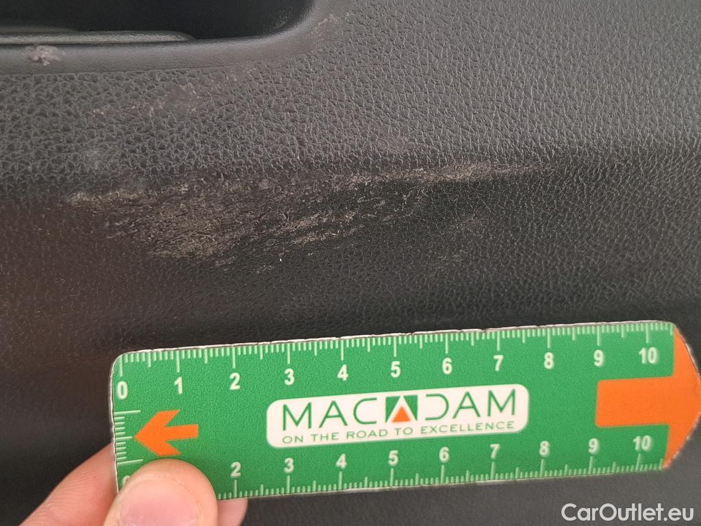  Renault  Clio RENAULT  Société VU 5p Berline Air dCi 75 - 18 #49