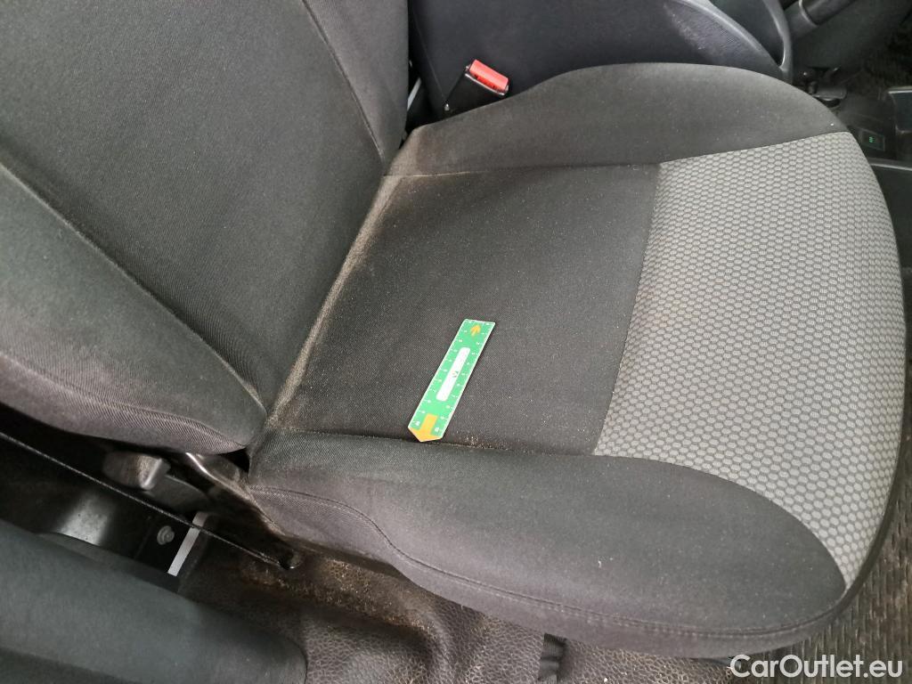 Renault  Kangoo  II Express Maxi Extra (Série Spéciale) 1.5 dCi 95CV BVM6 E6dT #26