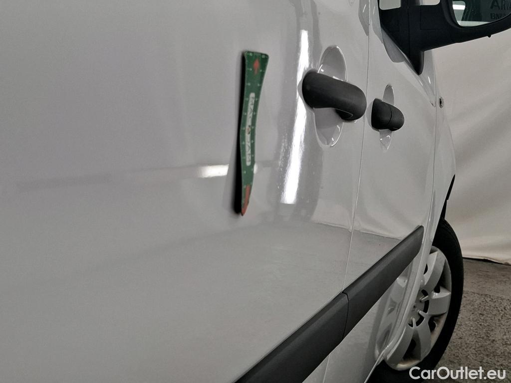 Renault  Kangoo  Express Maxi Extra (Série Spéciale) 1.5 dCi 90CV BVM5 E6 #15