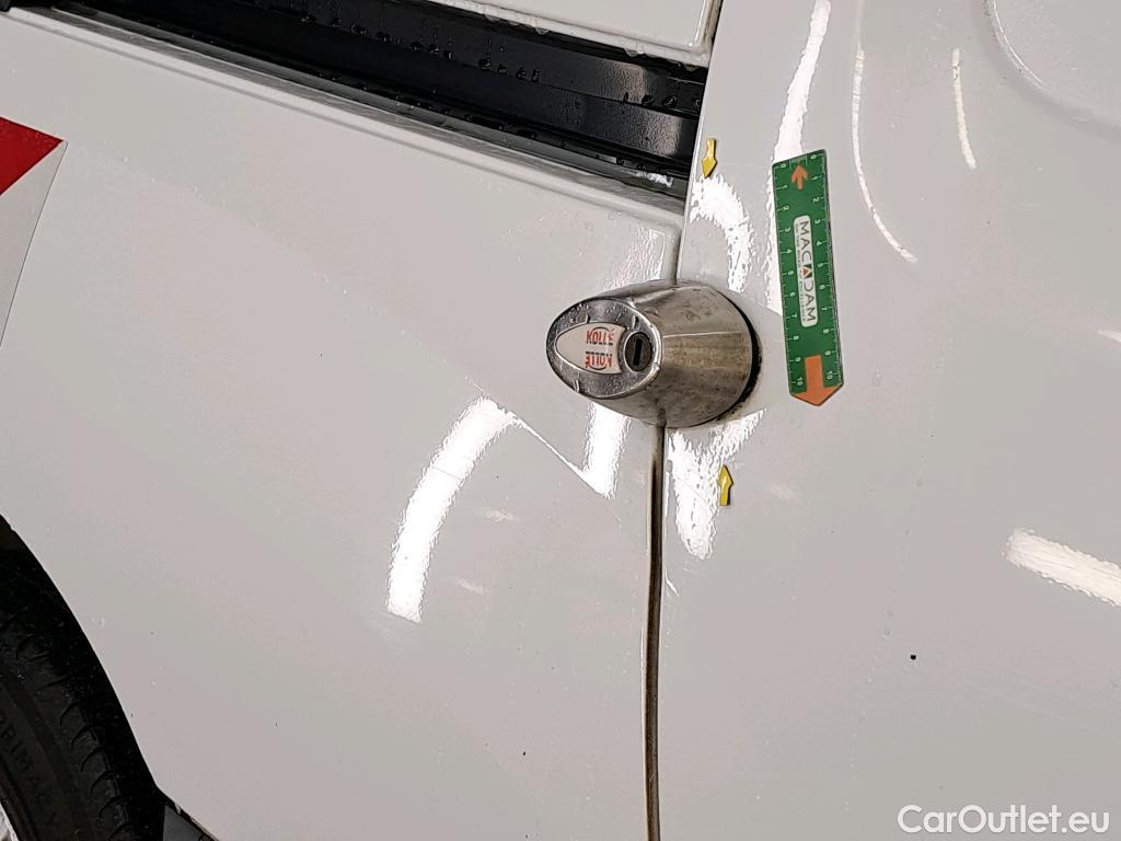 Renault  Kangoo  II Express Maxi Extra (Série Spéciale) 1.5 dCi 95CV BVM6 E6dT #18