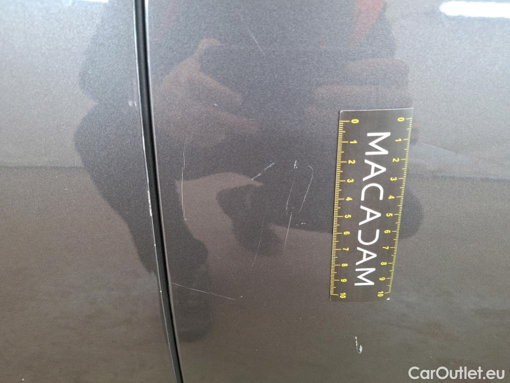  Peugeot  208  Premium 1.5 HDi 100CV BVM6 E6d #32