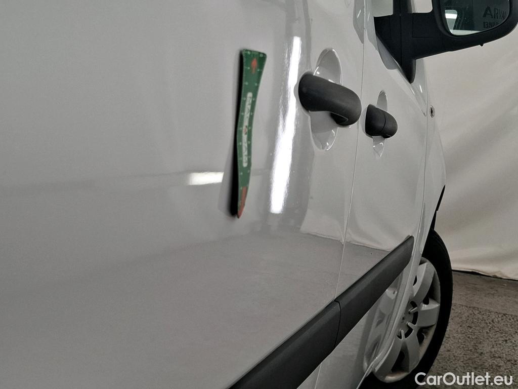 Renault  Kangoo  Express Maxi Extra (Série Spéciale) 1.5 dCi 90CV BVM5 E6 #16