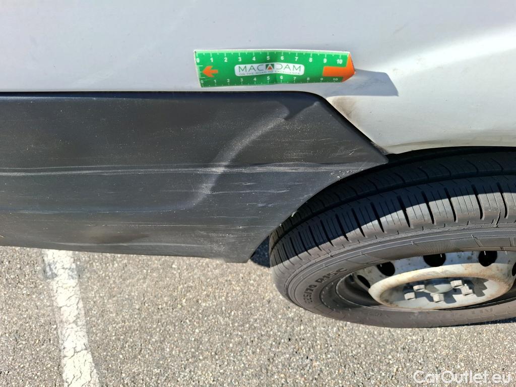  Peugeot  Boxer PEUGEOT  / 2014 / 4P / Fourgon tôlé BlueHDi 140 S&S ASPHALT 335 L3H2 #38