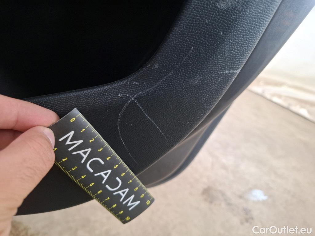  Peugeot  208  Premium 1.5 HDi 100CV BVM6 E6d #3