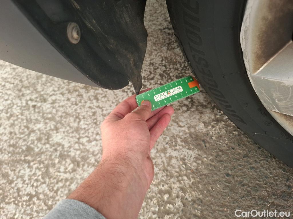 Renault  Kangoo  Express Maxi Extra (Série Spéciale) 1.5 dCi 90CV BVM5 E6 #31