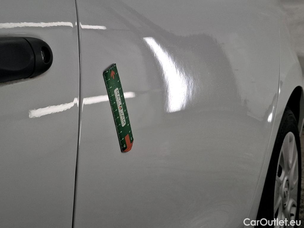  Renault  Clio RENAULT  Société VU 5p Berline Air dCi 75 - 18 #29