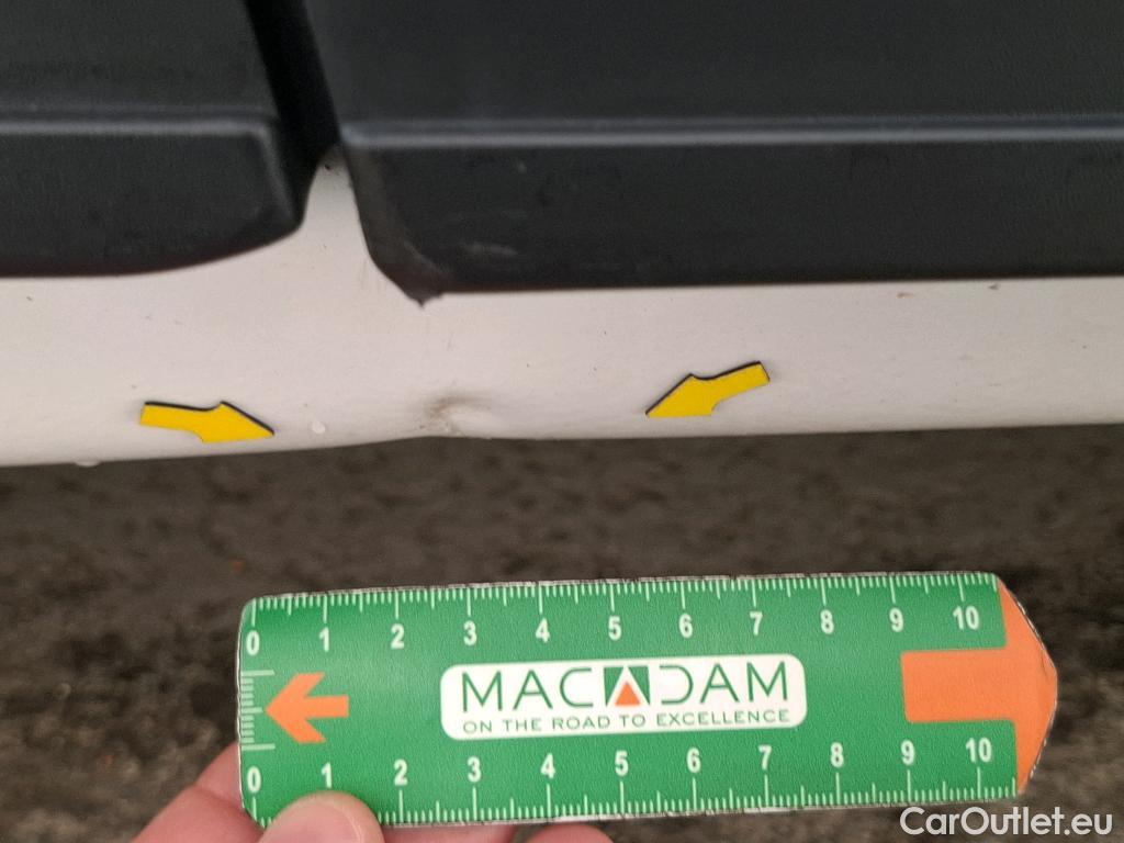  Renault  Clio RENAULT  Société VU 5p Berline Air dCi 75 - 18 #27