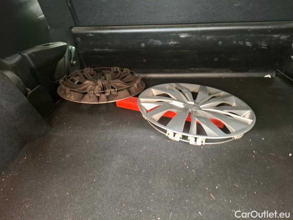  Peugeot  208  Premium 1.5 HDi 100CV BVM6 E6d #69