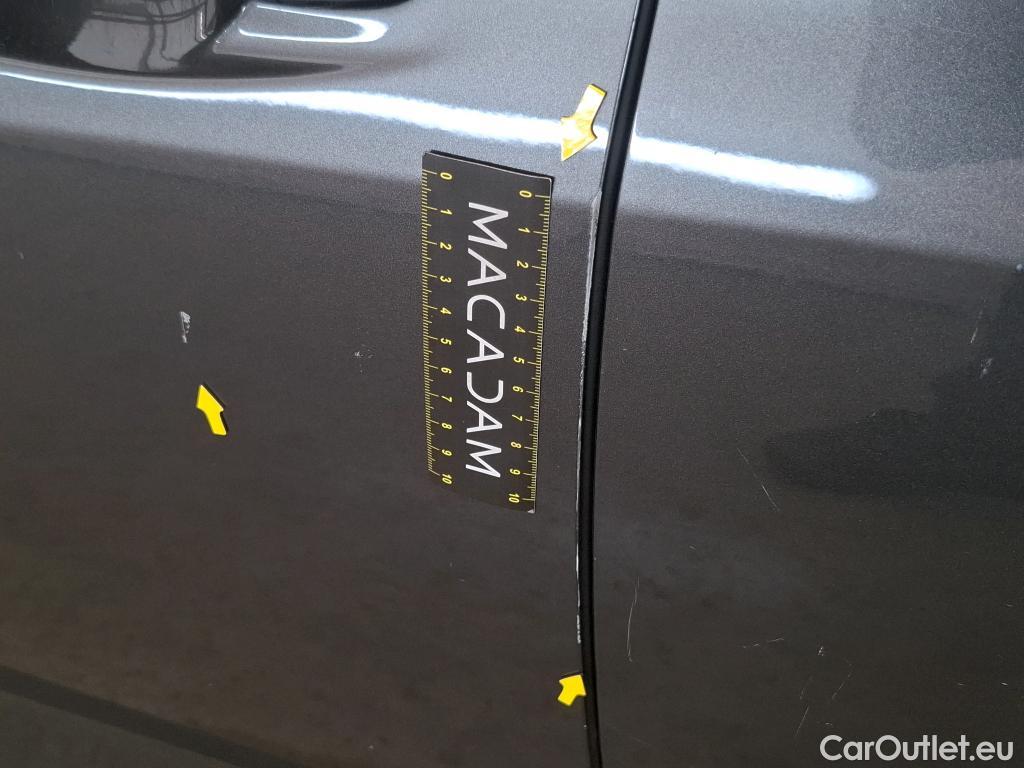  Peugeot  208  Premium 1.5 HDi 100CV BVM6 E6d #44