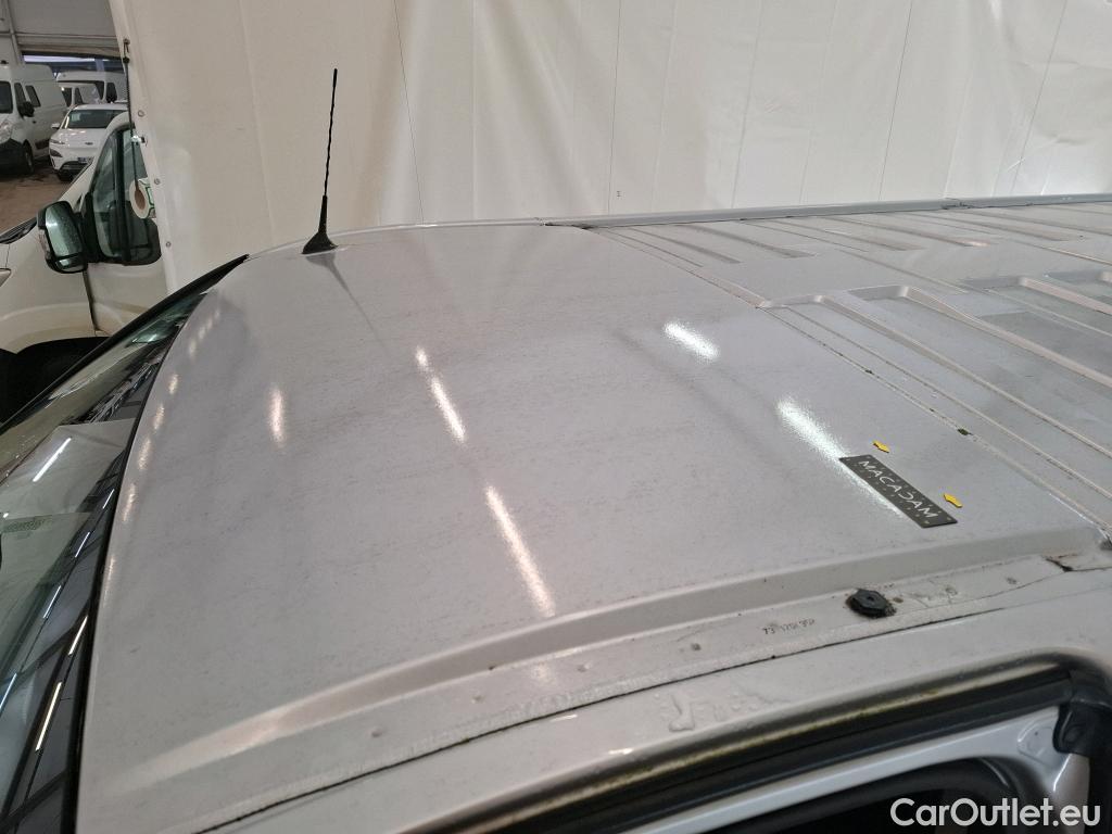 Renault  Trafic  III Fourgon Grand Confort L1H1 1000 1.6 dCi 145CV BVM6 E6dT #38