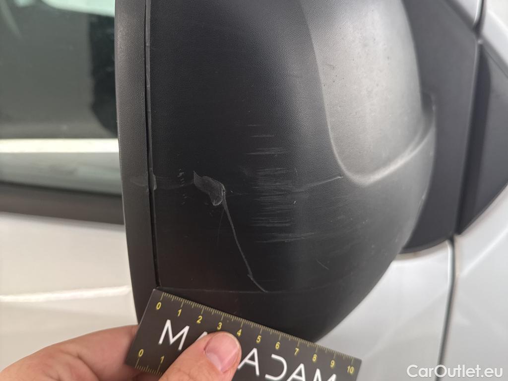  Renault  Trafic  III Fourgon Grand Confort L1H1 1000 1.6 dCi 145CV BVM6 E6dT #34