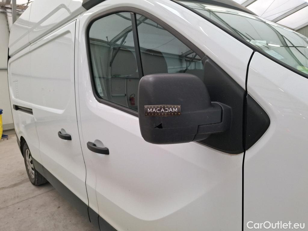 Renault  Trafic RENAULT  / 2014 / 4P / Fourgon tôlé FG GCF L2H2 1200 Energy dCi 145 E6 #30