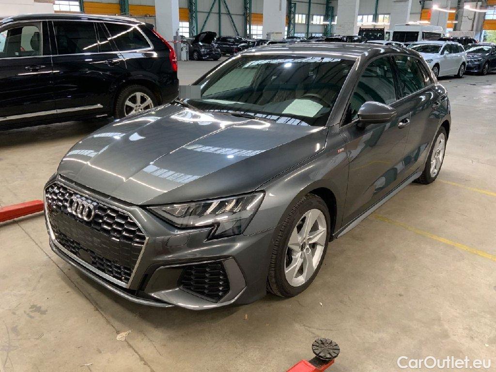 Audi  A3  Sportback 30 TDI S line 2.0 TDI 85KW AT7 E6d #1