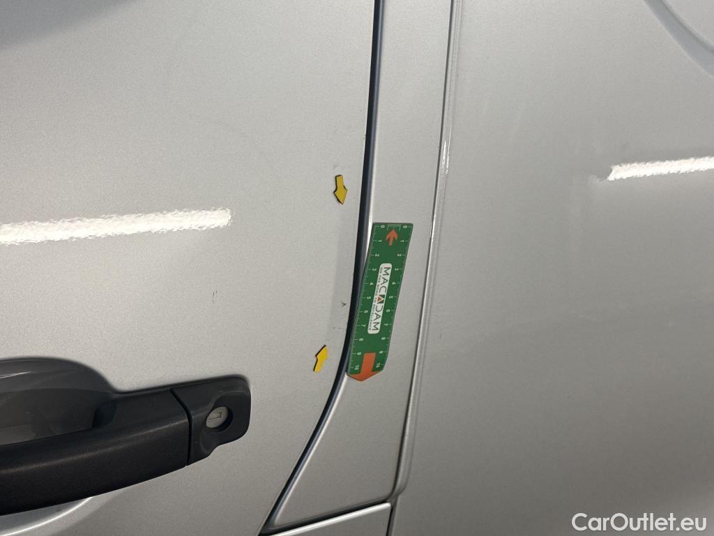  Renault  Trafic  III Fourgon Grand Confort L1H1 1000 1.6 dCi 145CV BVM6 E6dT #12