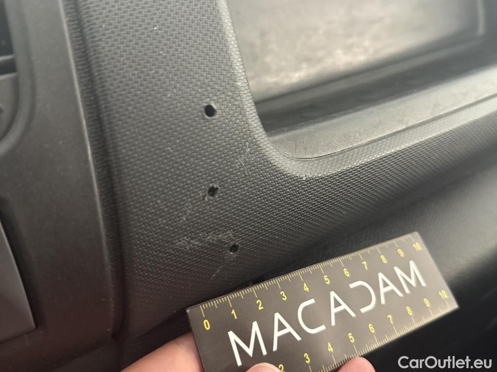  Renault  Trafic  III Fourgon Grand Confort L1H1 1000 1.6 dCi 145CV BVM6 E6dT #46