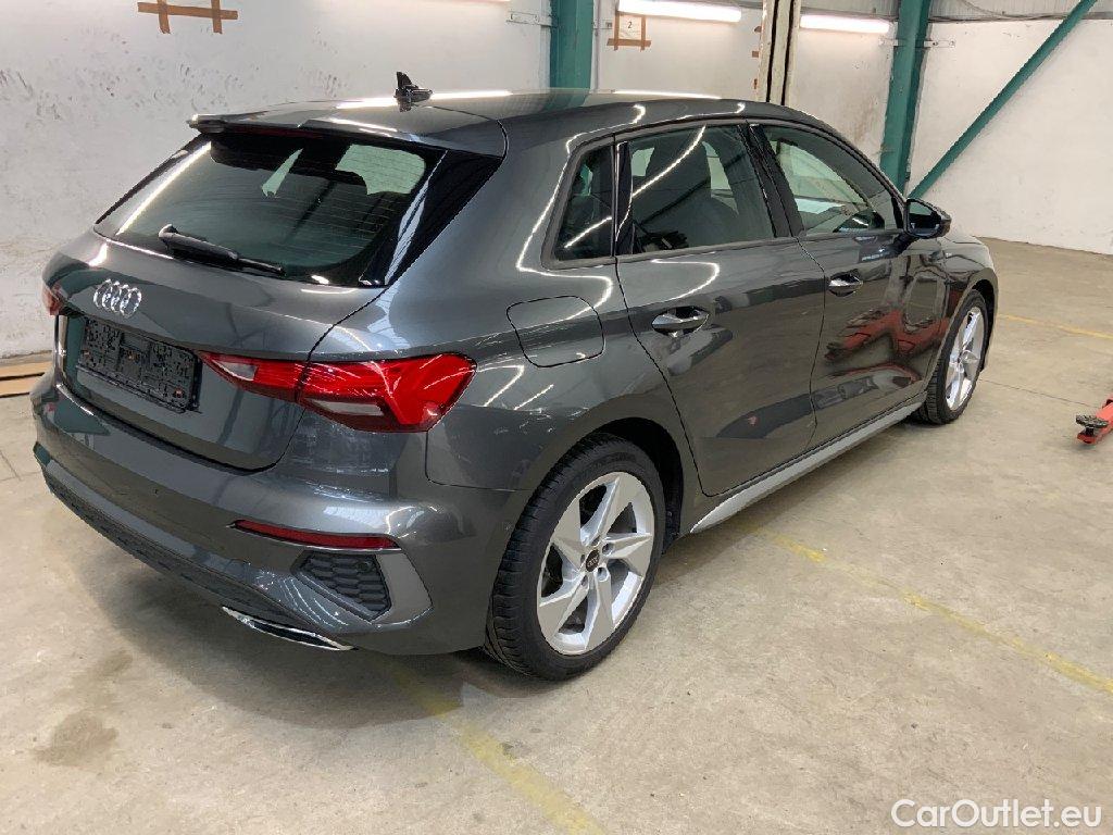 Audi  A3  Sportback 30 TDI S line 2.0 TDI 85KW AT7 E6d #2