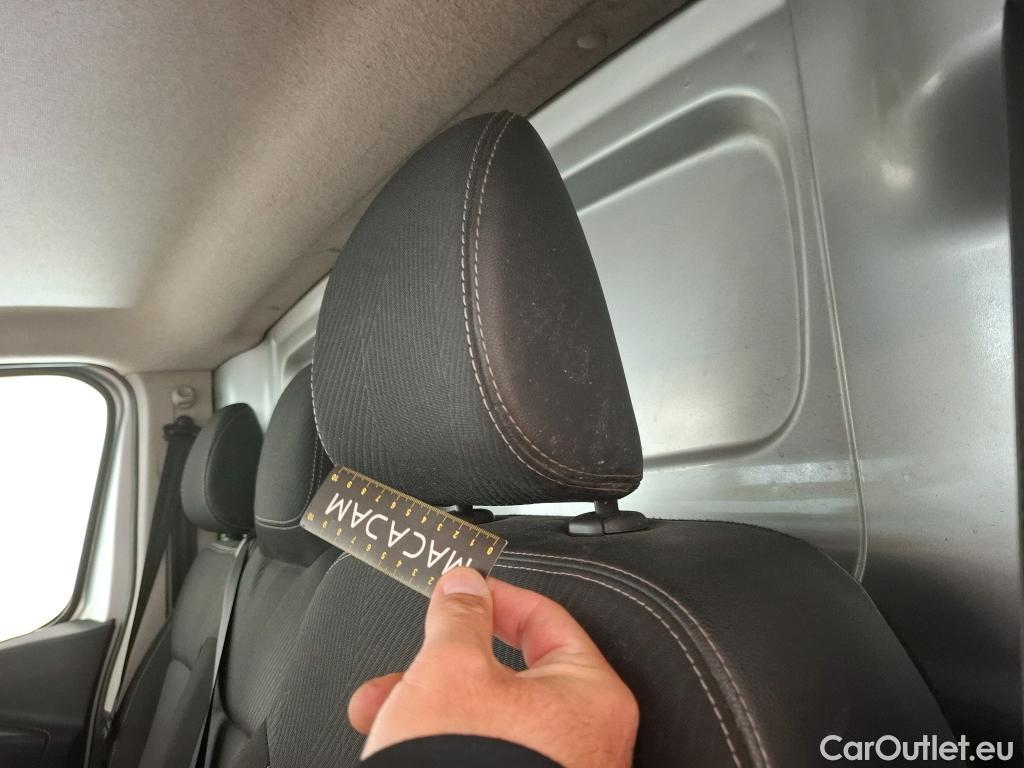 Renault  Trafic  III Fourgon Grand Confort L1H1 1000 1.6 dCi 145CV BVM6 E6dT #50