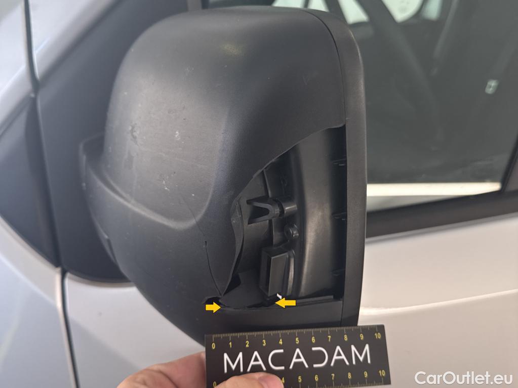  Renault  Trafic  III Fourgon Grand Confort L1H1 1000 1.6 dCi 145CV BVM6 E6dT #27