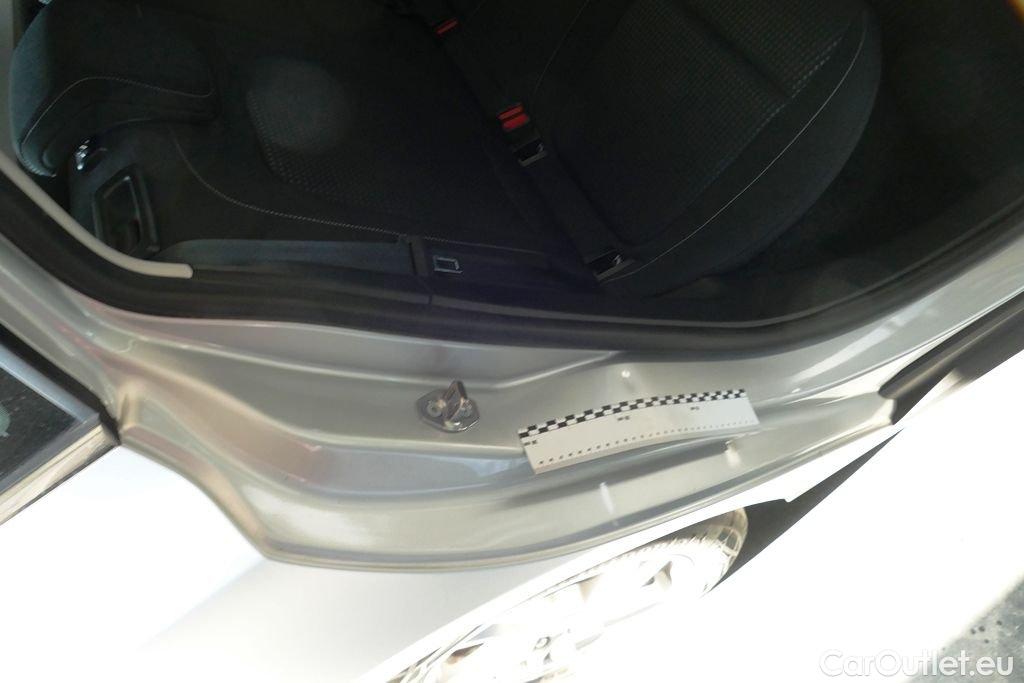 Ford  Focus  Turnier Cool & Connect 1.5 EcoBlue 88KW AT8 E6dT #66